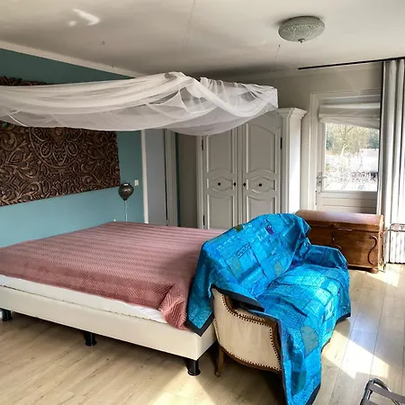 Bakenberg Bed & Breakfast *